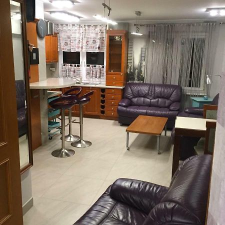 Karmelek Apartment Varşovia Exterior foto